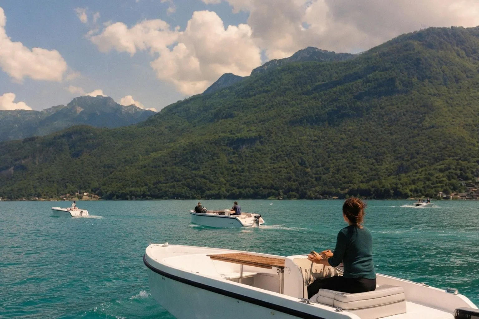 Après le parapente : 6 activités nautiques incontournables autour du lac d'Annecy