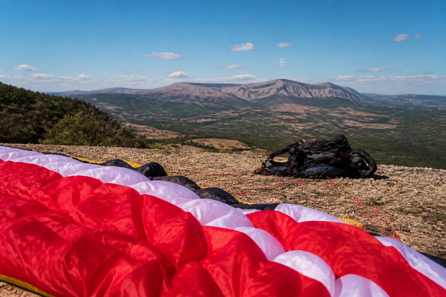 Baptême de parapente à Cuges-les-Pins : l'expérience du premier vol en tandem