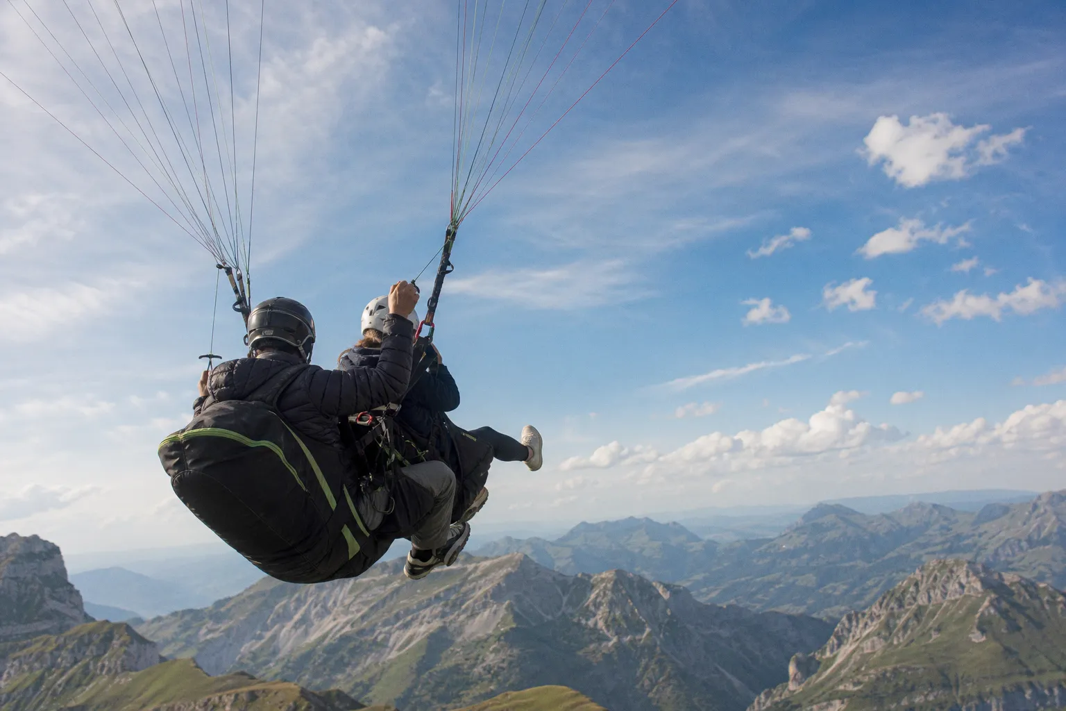 Baptême de parapente : apprivoiser le vertige avant votre premier vol