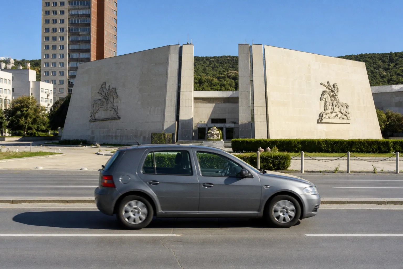 Location de voiture à Choumen (Bulgarie) : guide pratique