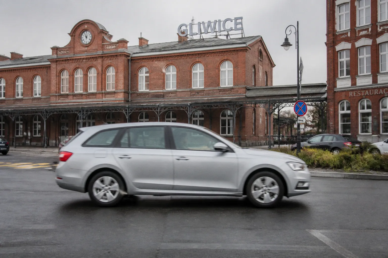 Location de voiture à Gliwice (Pologne) : guide pratique