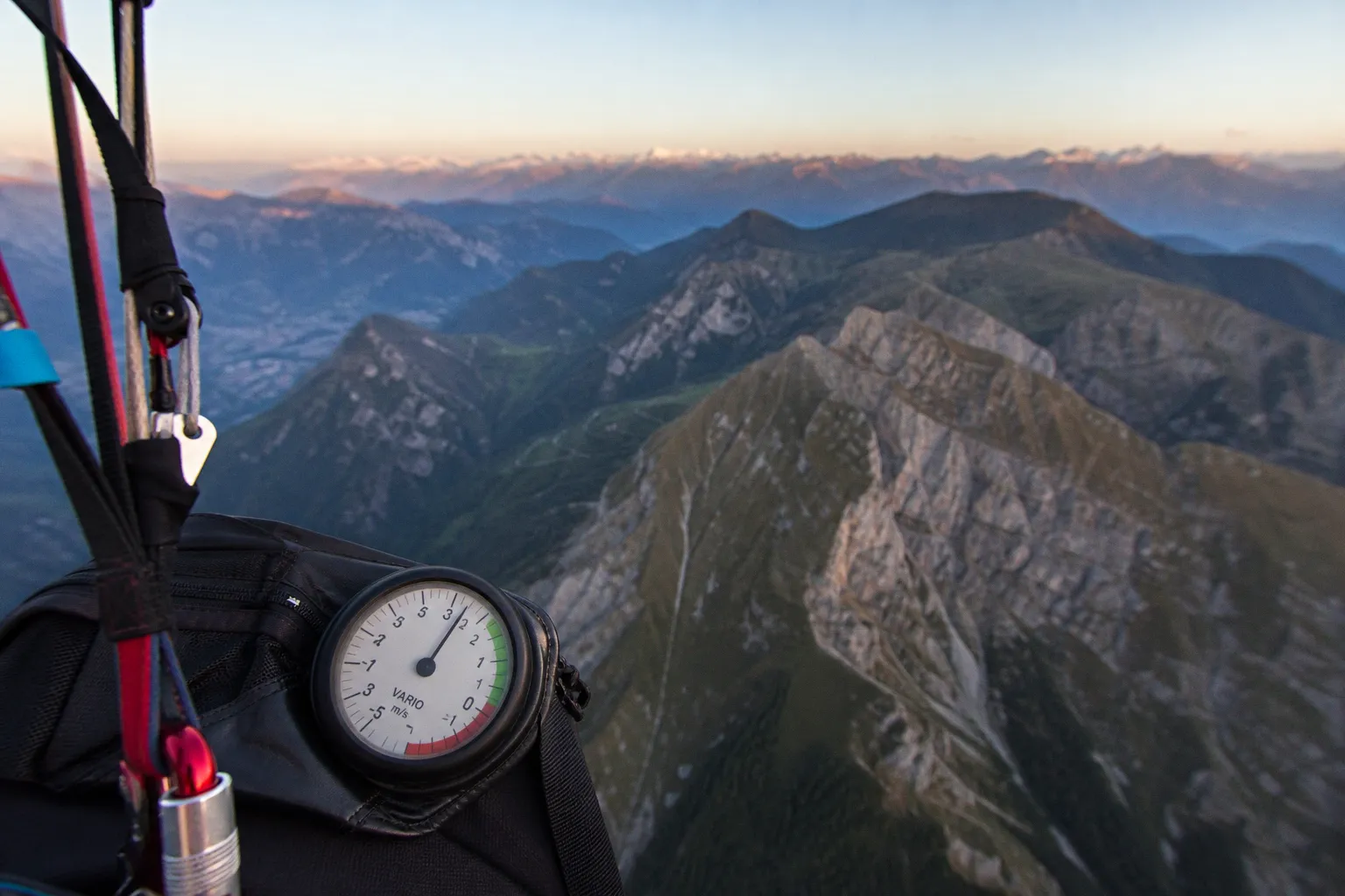 Vol thermique en parapente : le principe physique expliqué